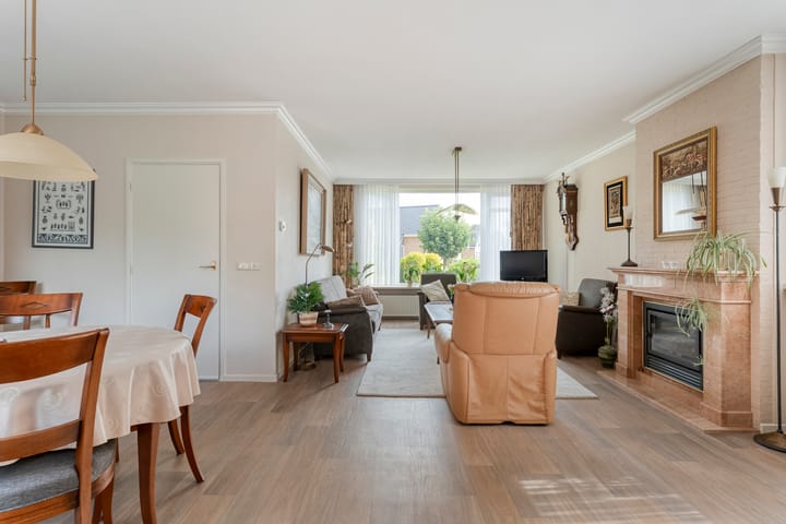Twee-onder-één-kap te koop: Esweg 14, Hardenberg