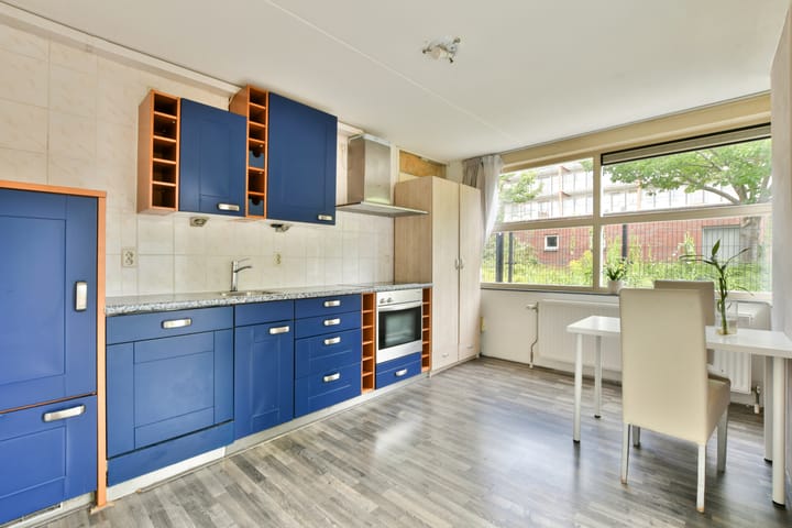 Tussenwoning te koop: Jan Campertstraat 9, Almere