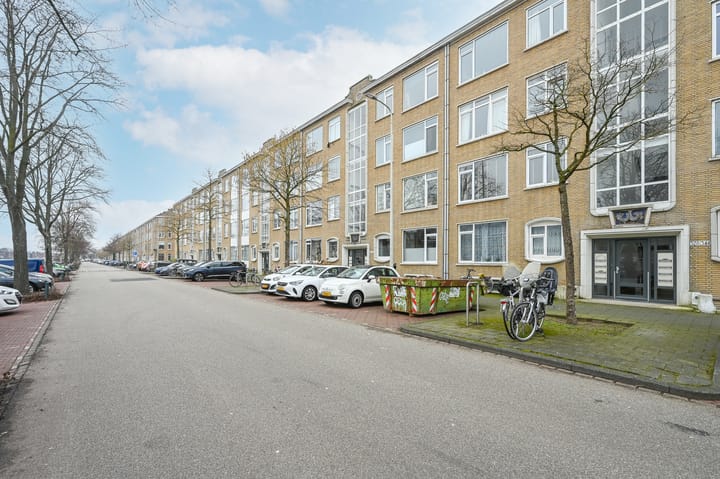 Appartement te koop: Veenendaalkade 330, 'S-Gravenhage