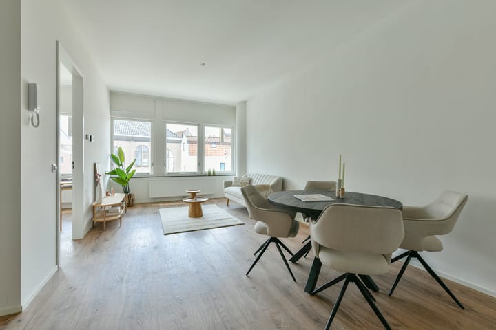 Appartement te koop: Nobelstraat 19A12, Haarlem