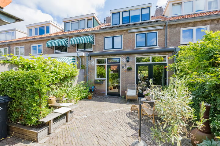 Tussenwoning te koop: Berglaan 11, Santpoort-Noord