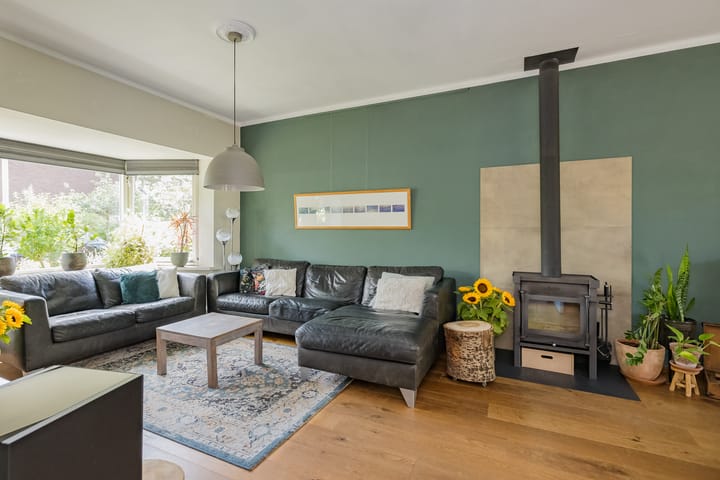 Tussenwoning te koop: Berglaan 11, Santpoort-Noord