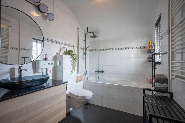 Hoekwoning te koop: Eoceenstraat 33, Heerlen