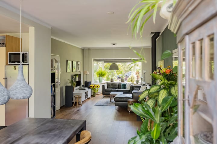 Tussenwoning te koop: Berglaan 11, Santpoort-Noord