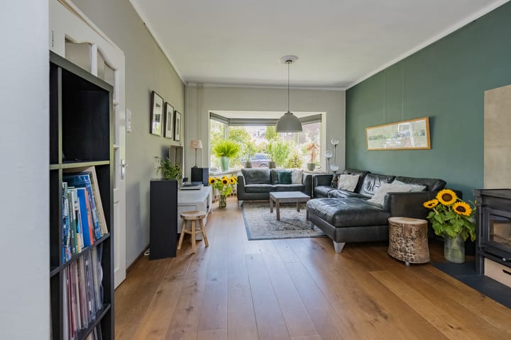 Tussenwoning te koop: Berglaan 11, Santpoort-Noord