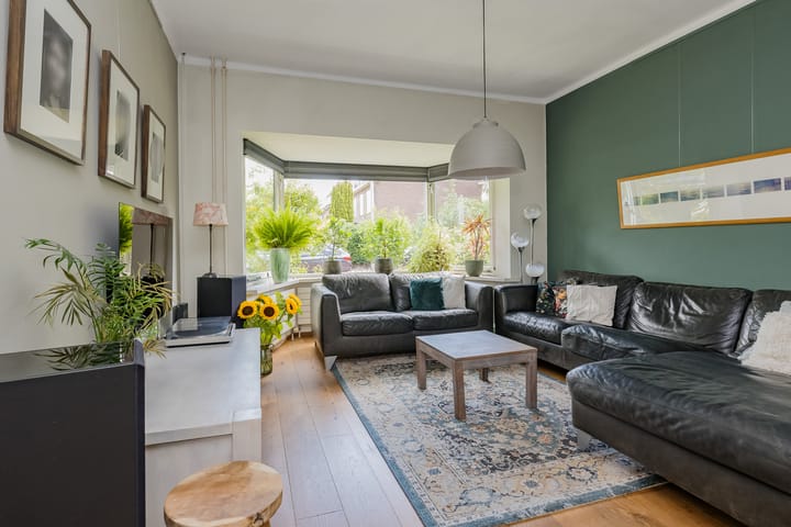 Tussenwoning te koop: Berglaan 11, Santpoort-Noord