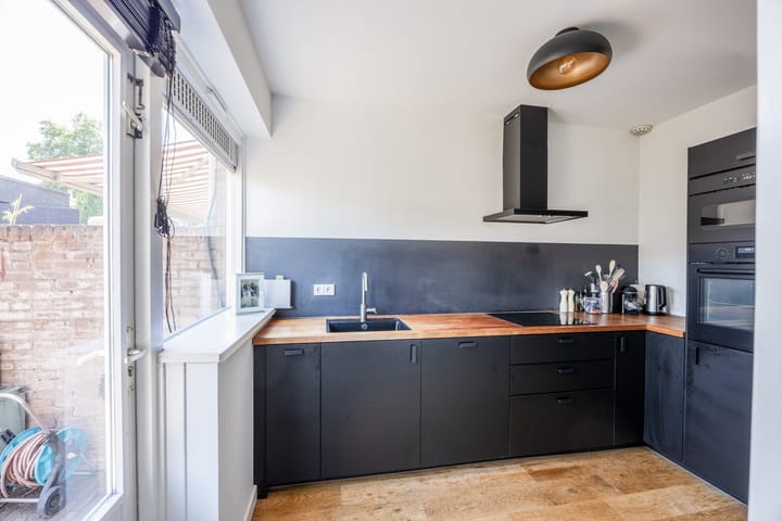 Tussenwoning te koop: Assumburgstraat 21, Nijmegen