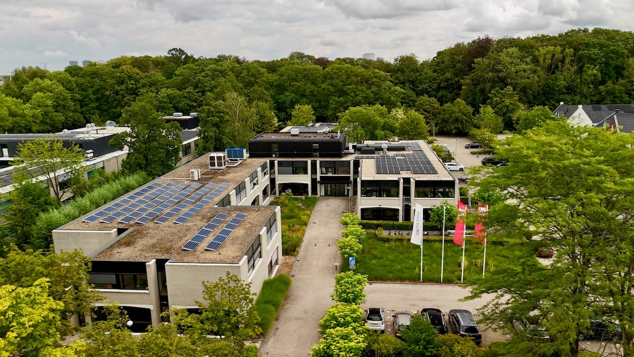 Bekijk foto 4 van Burgemeester Verderlaan 11