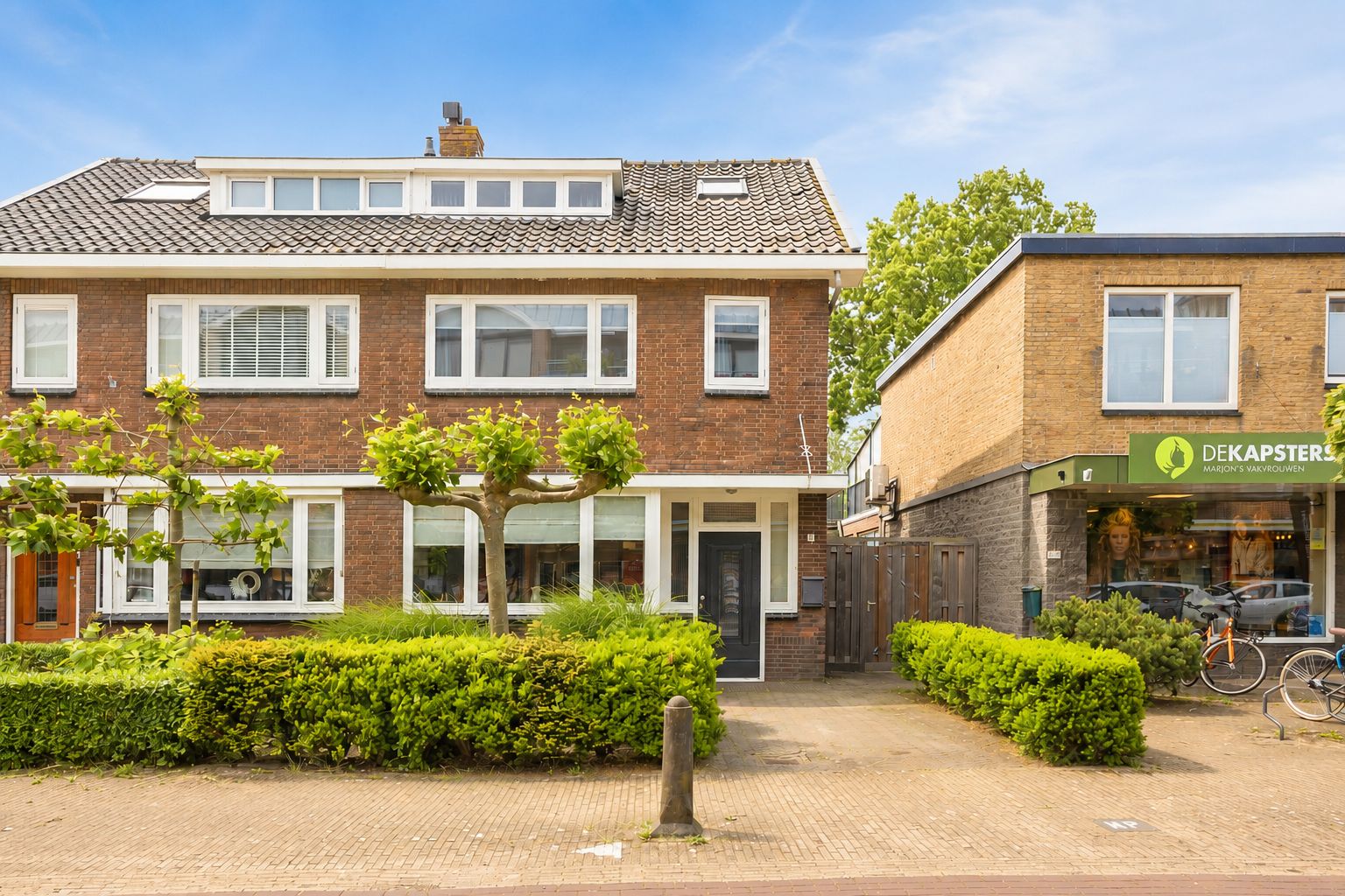 Middelweg 93 