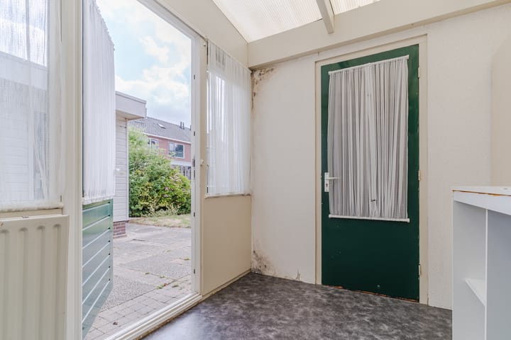 Twee-onder-één-kap te koop: Sportlaan 4, Koedijk (Gem. Alkmaar)