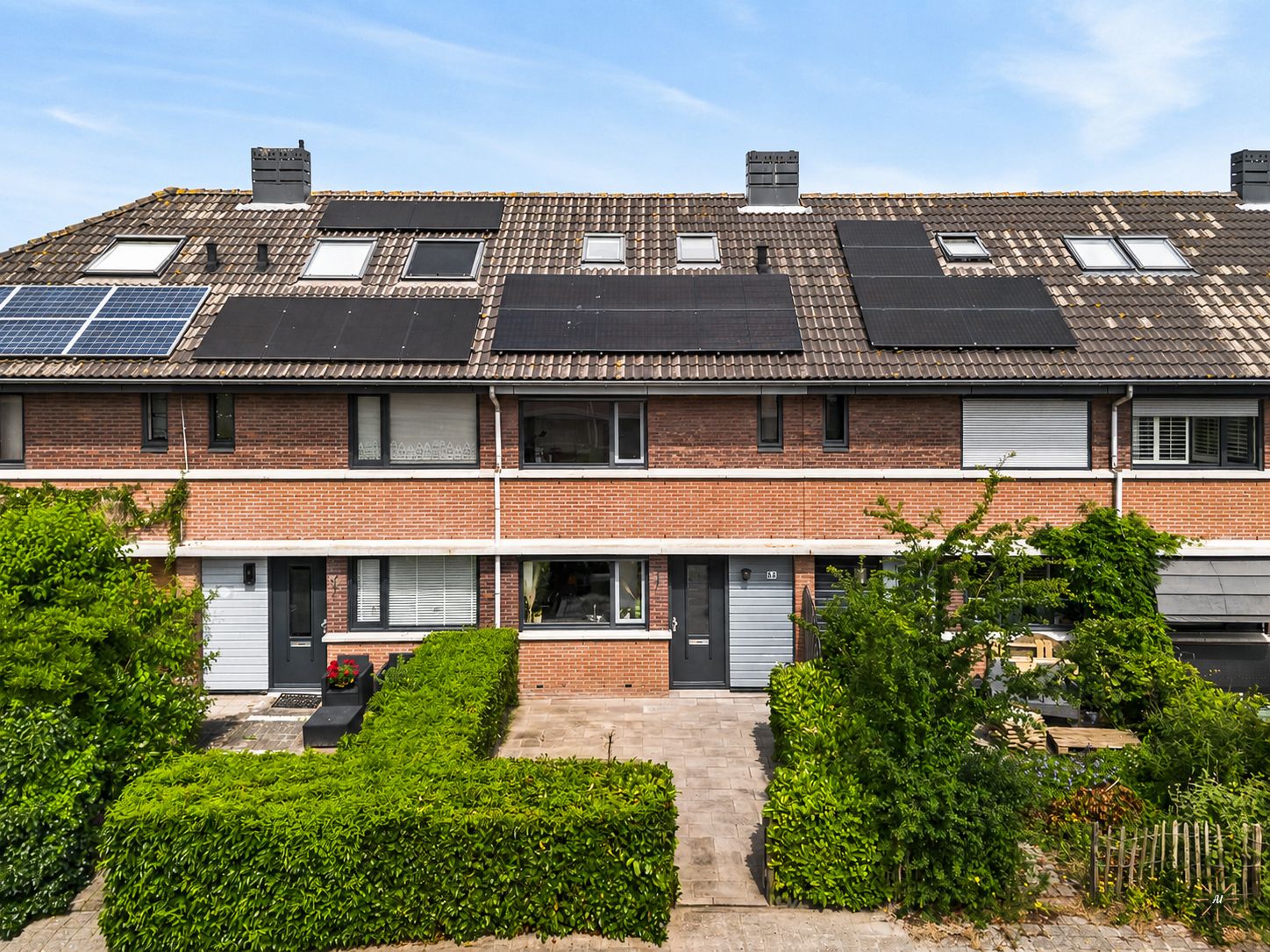 John Raedeckerhof 86 