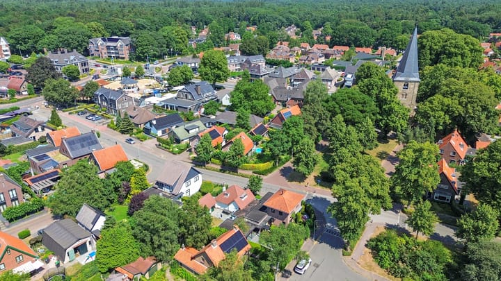 Twee-onder-één-kap te koop: Torenlaan 2, Ermelo