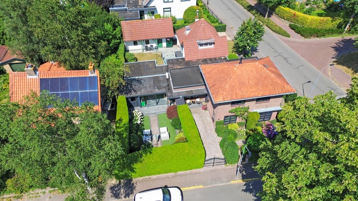 Twee-onder-één-kap te koop: Torenlaan 2, Ermelo