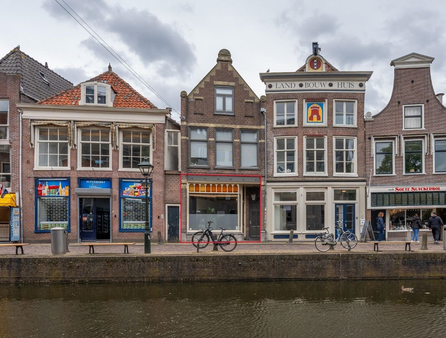 View photo 1 of Voordam 4