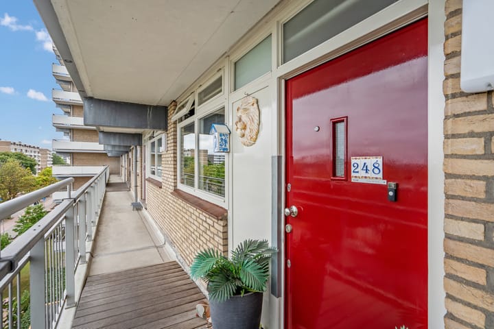 Appartement te koop: Steenvoordelaan 248, Rijswijk (Zh)