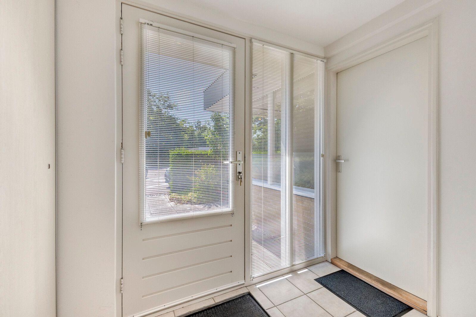 2-bedroom freehold villa in Sint Maartensvlotbrug — photo 4 of 5