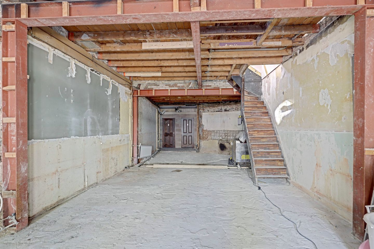 View photo 5 of Voorstraat 47
