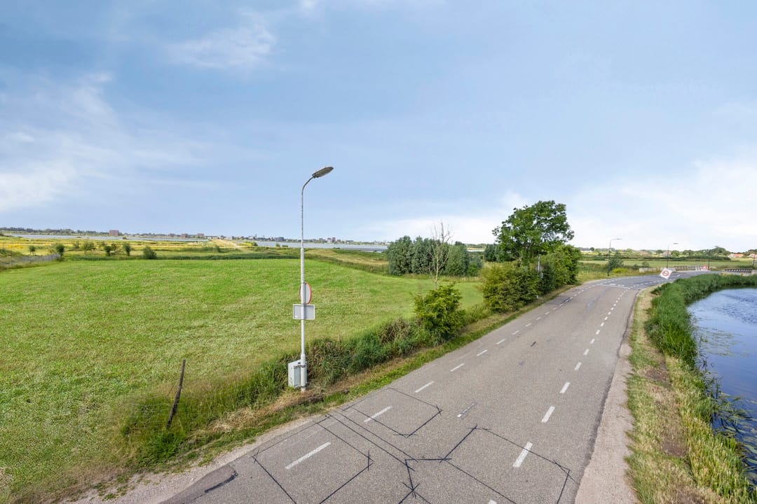 Photo 8 of Voorweg 175A