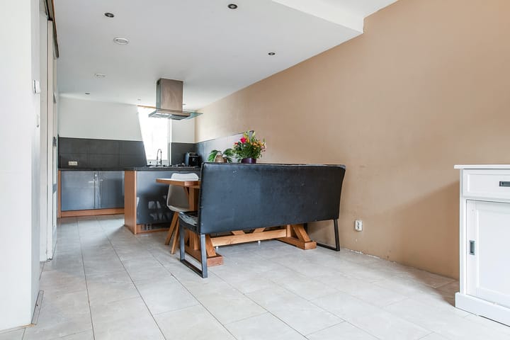 Tussenwoning te koop: Stepelerveld 72, Nieuw-Vennep