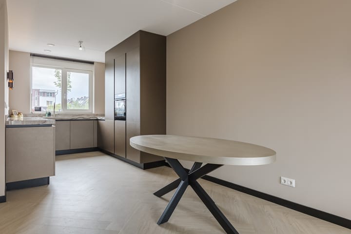 Tussenwoning te koop: Pyriet 16, Zevenbergen