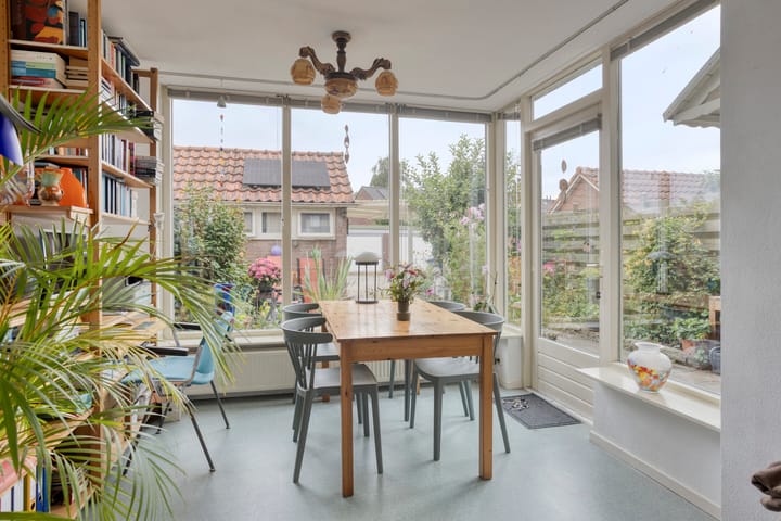 Tussenwoning te koop: Hofveld 17, Apeldoorn