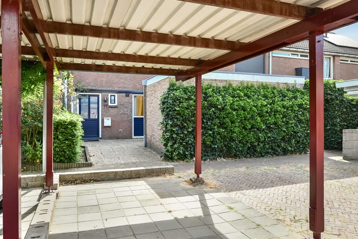 Tussenwoning te koop: Zoetendaal 17, Elst (Ge)