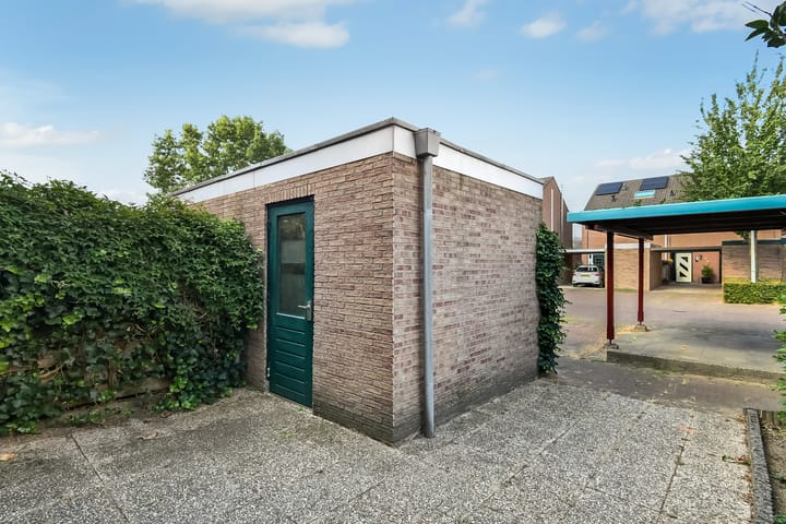 Tussenwoning te koop: Zoetendaal 17, Elst (Ge)