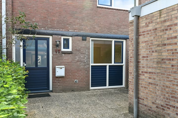 Tussenwoning te koop: Zoetendaal 17, Elst (Ge)