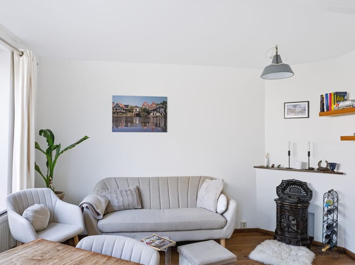 Twee-onder-één-kap te koop: Karel de Grotelaan 32, Bergen (Nh)