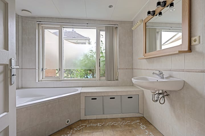 Appartement te koop: Heerenweg 57-04, Barsingerhorn