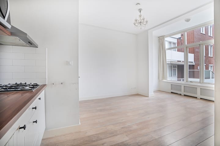 Studio te koop: Chasséstraat 7A, 'S-Gravenhage