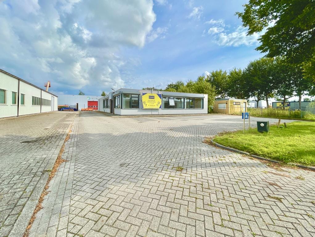 Bekijk foto 5 van Revisieweg 18