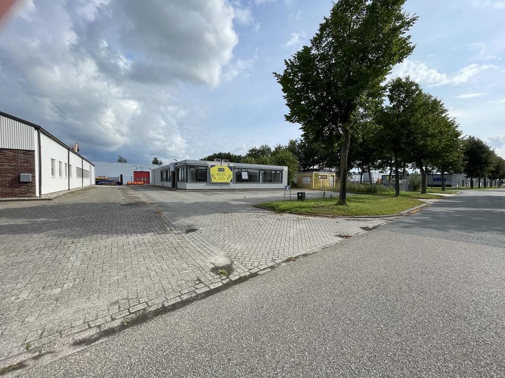 Bekijk foto 4 van Revisieweg 18