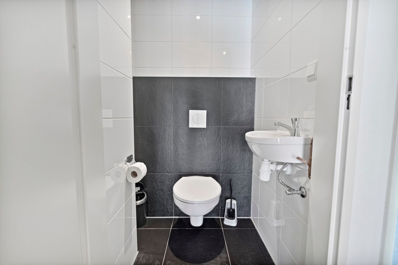 5-bedroom freehold villa in Julianadorp — photo 5 of 5