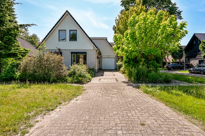 Vrijstaande woning te koop: Gérard Philipestraat 18, Almere