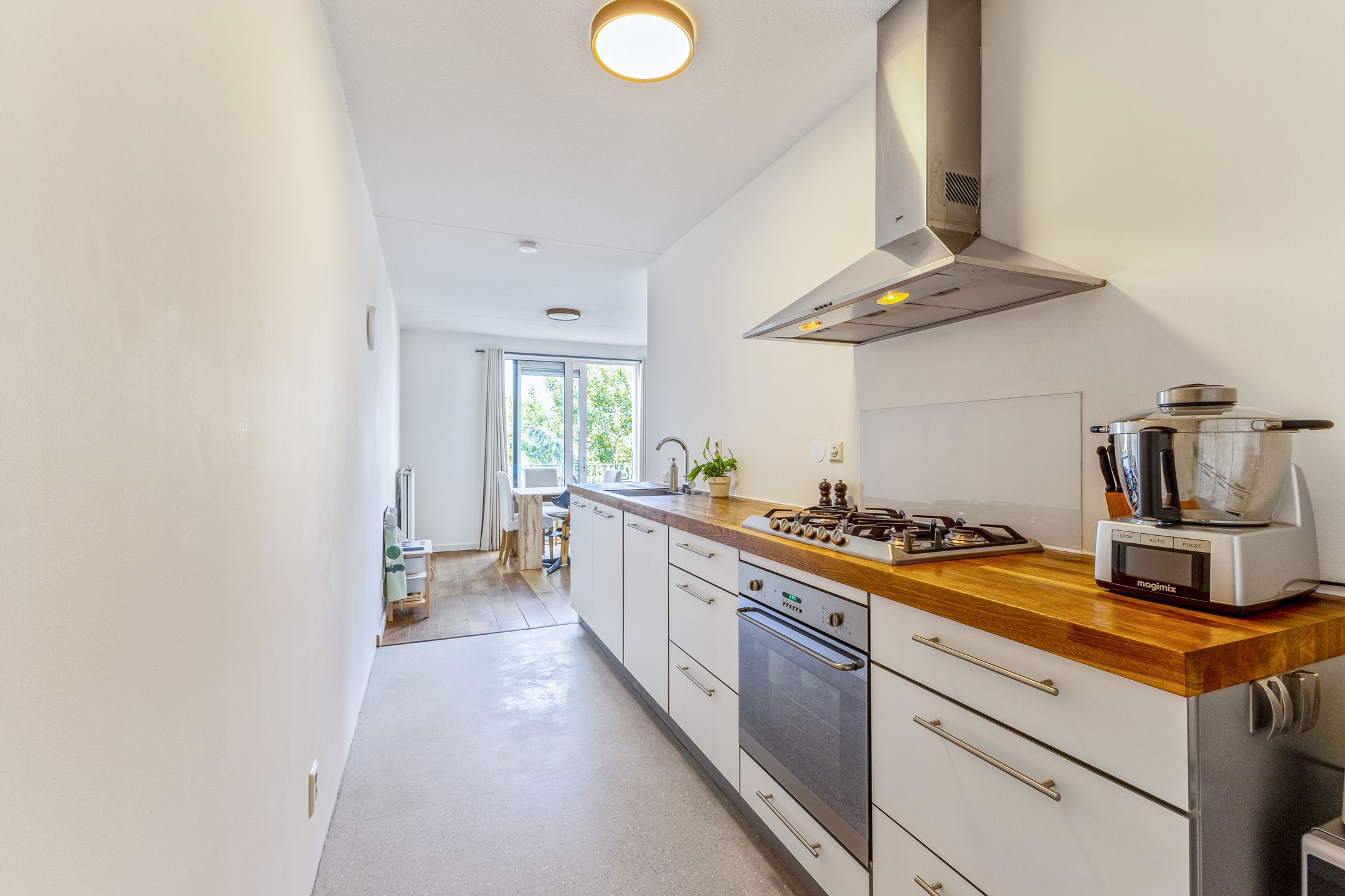 Photo 12 of Jacob van Lennepstraat 314-E