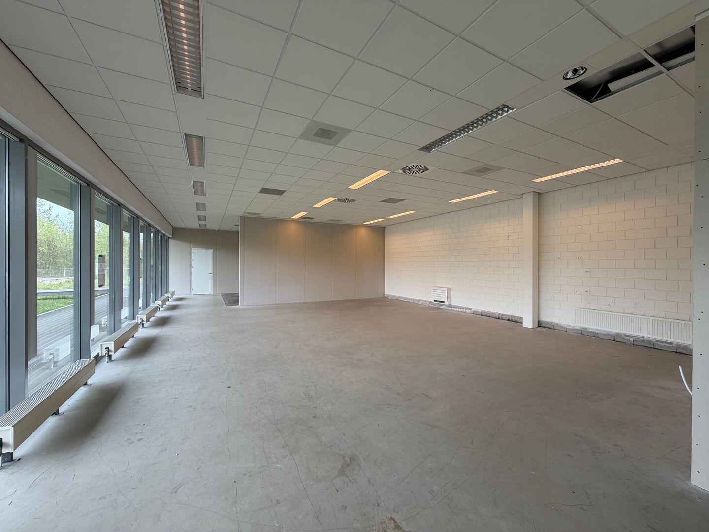 Bekijk foto 3 van Nieuwe Gouwe O.Z. 2-f