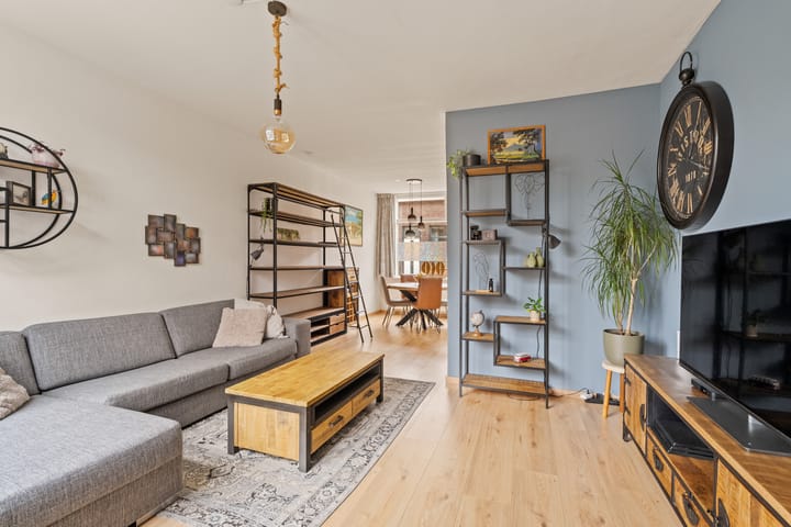 Tussenwoning te koop: Buffelstraat 172, Rotterdam
