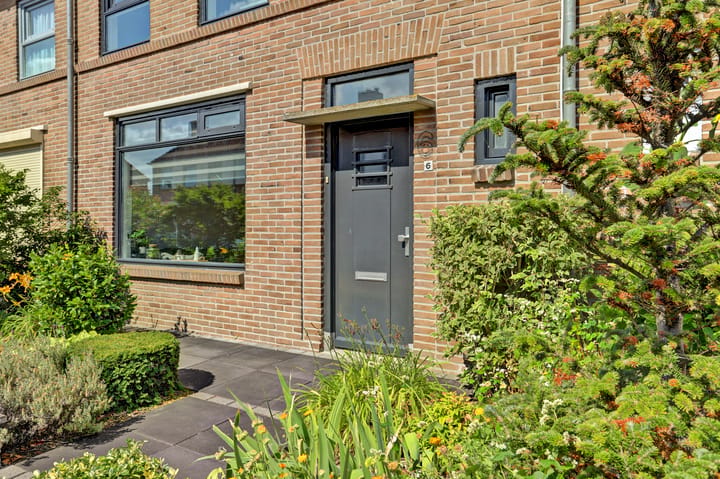Tussenwoning te koop: Prinses Beatrixstraat 6, Dongen