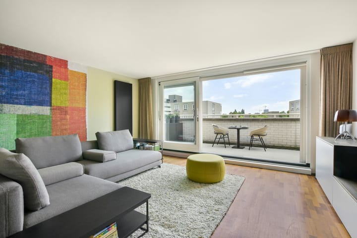 Photo 3 of Bertrand Russellstraat 24