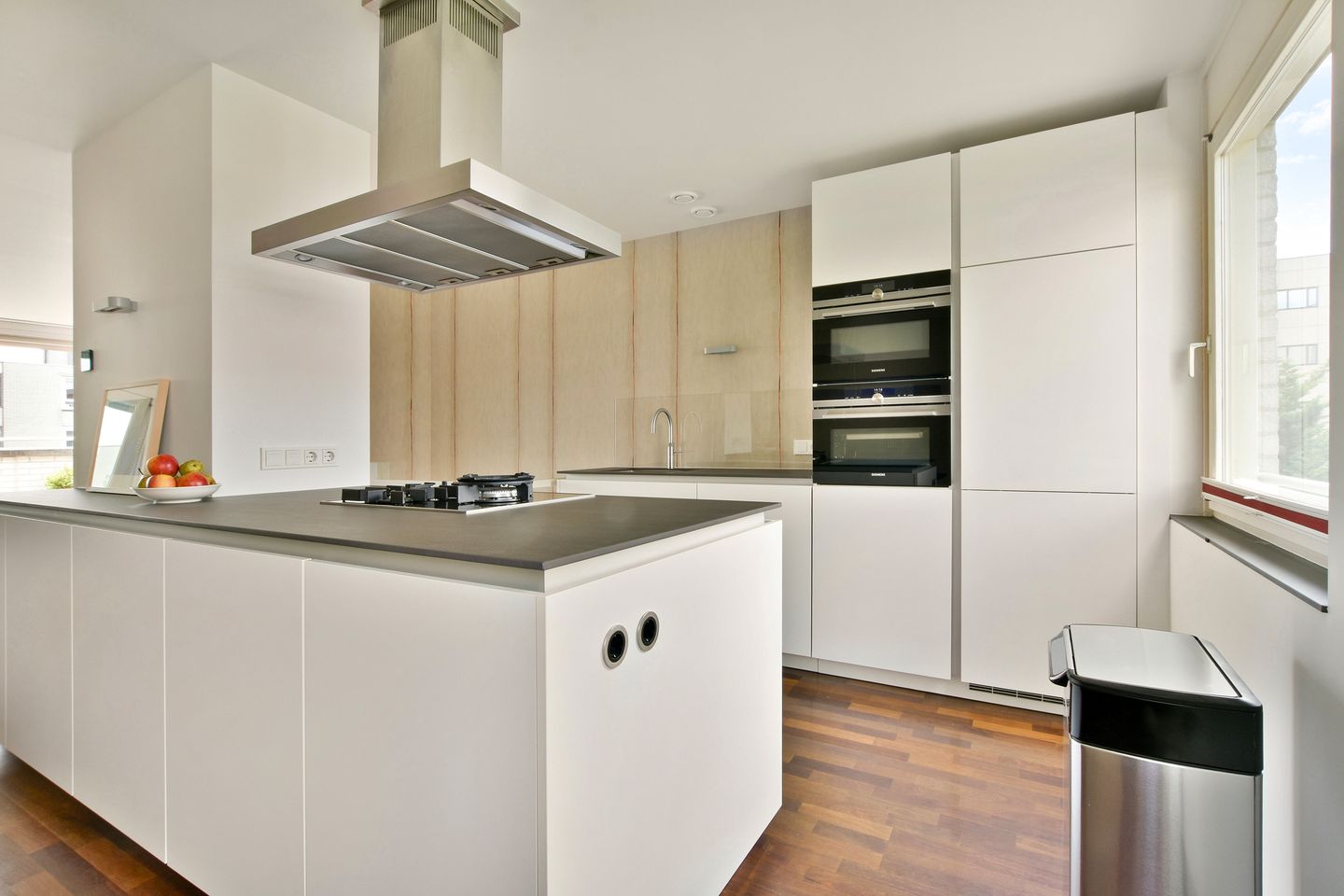 Photo 4 of Bertrand Russellstraat 24