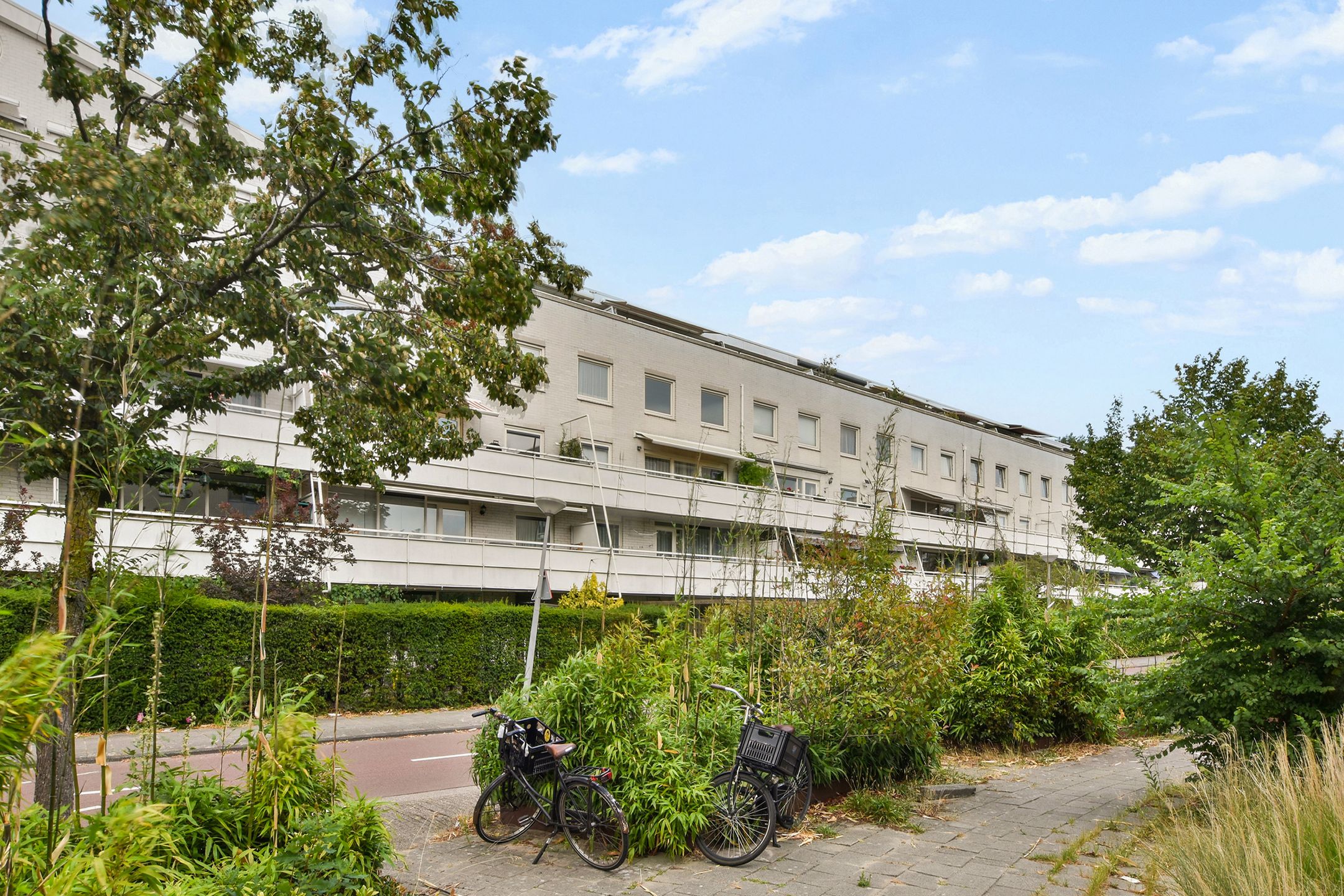 Photo 21 of Bertrand Russellstraat 24
