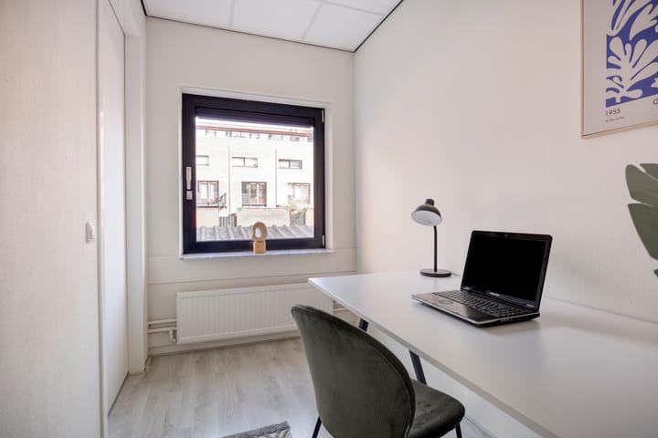 Appartement te koop: Waterloolaan 1-3, Groningen