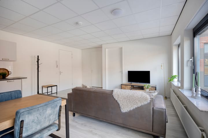 Appartement te koop: Waterloolaan 1-3, Groningen