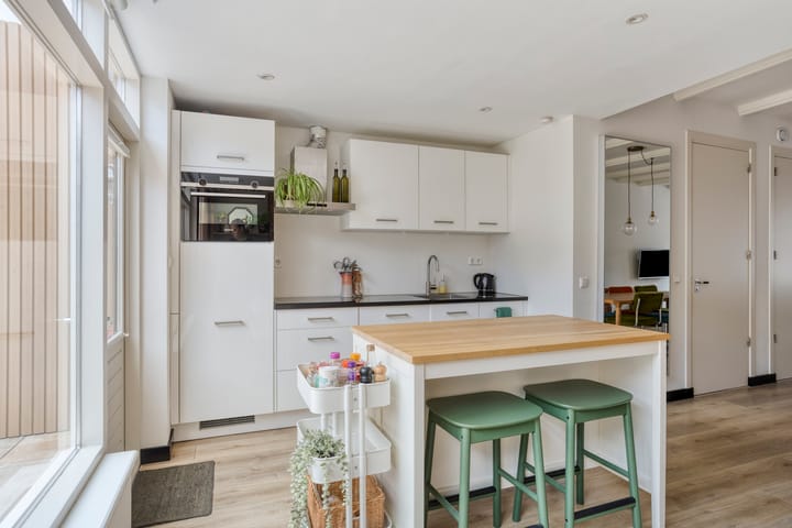 Tussenwoning te koop: Achterom 65, Hoorn