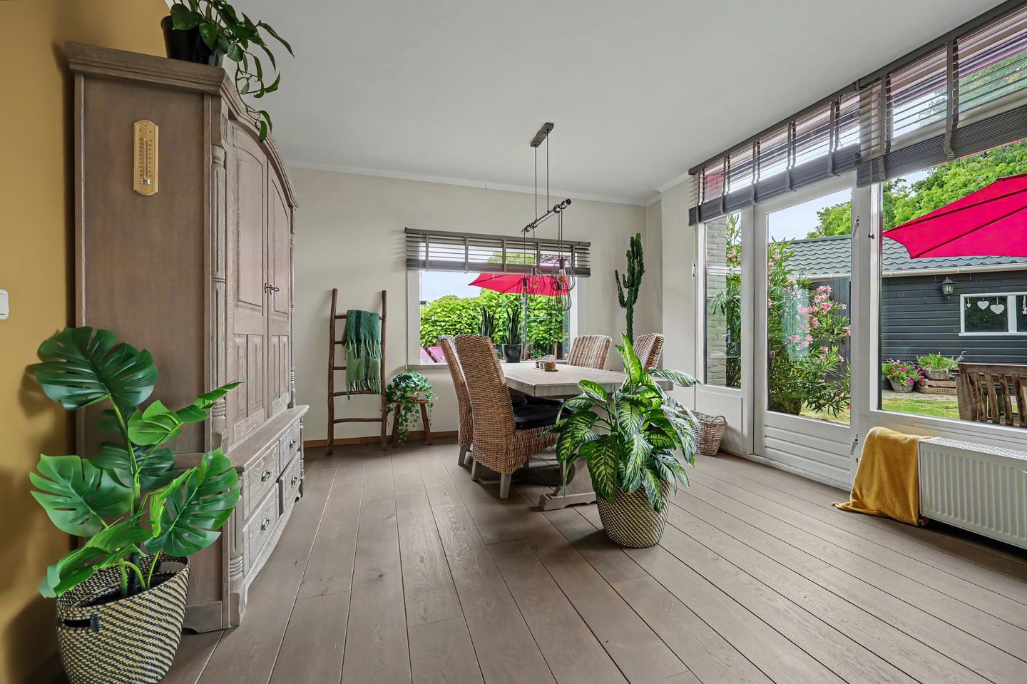 Photo 19 of Henry Dunantstraat 47