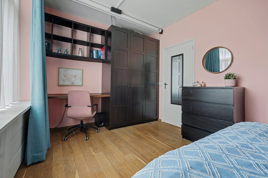 Photo 38 of Henry Dunantstraat 47