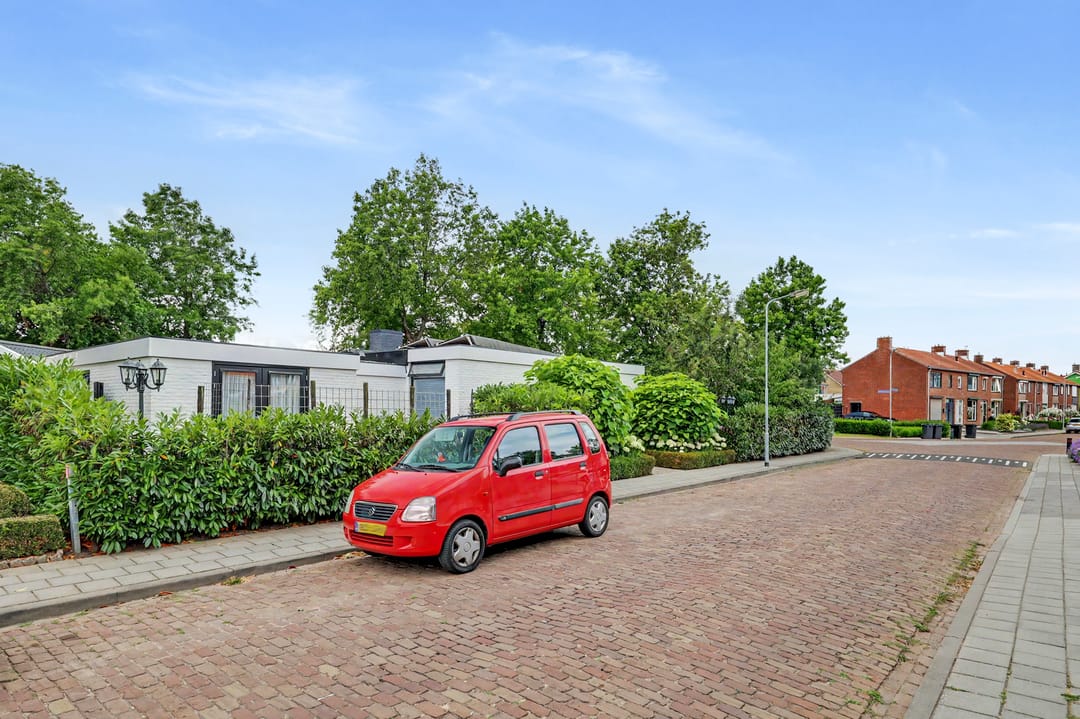 Photo 11 of Henry Dunantstraat 47