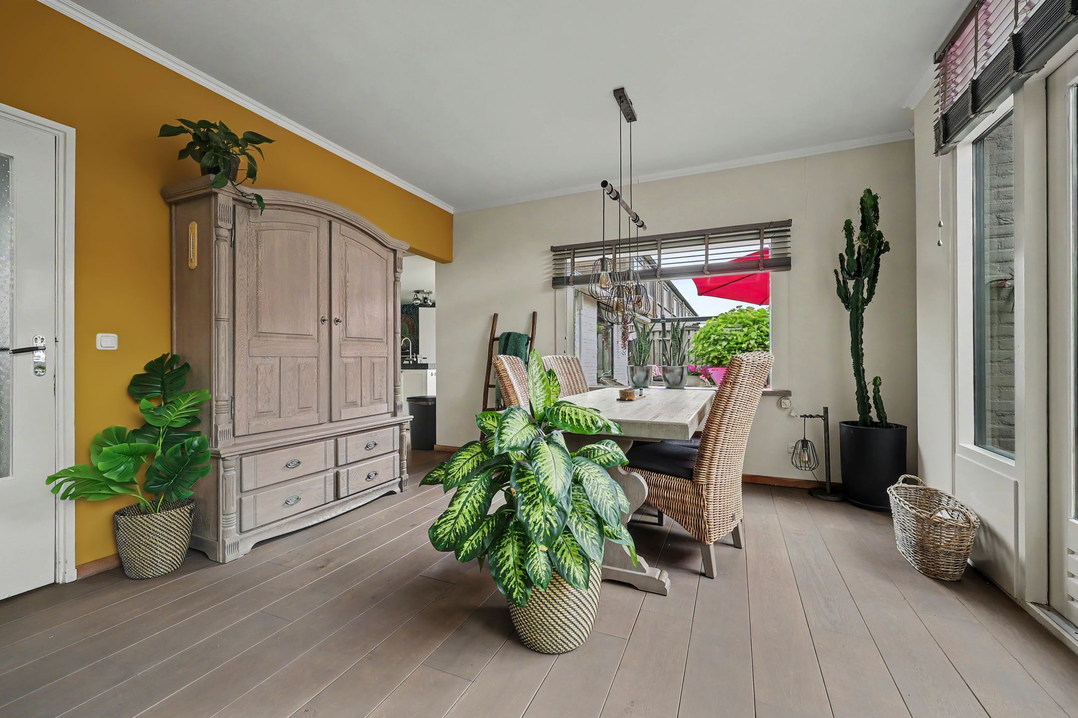 Photo 21 of Henry Dunantstraat 47