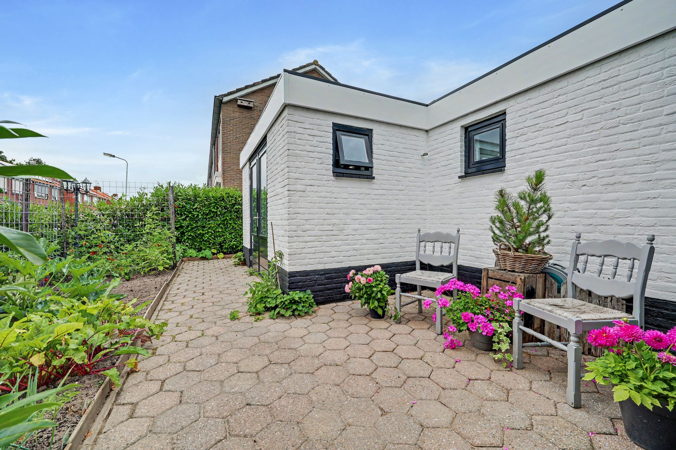 Photo 60 of Henry Dunantstraat 47